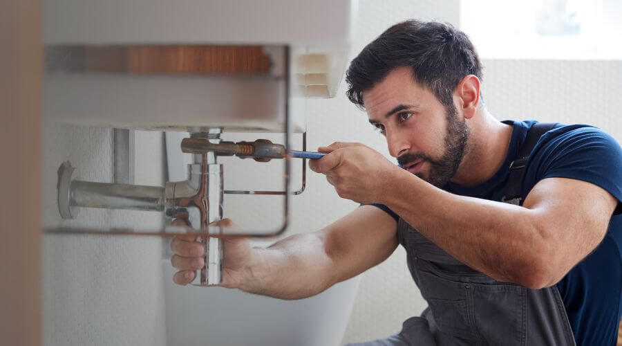 Sink faucet replacement in Bloomingdale, IN